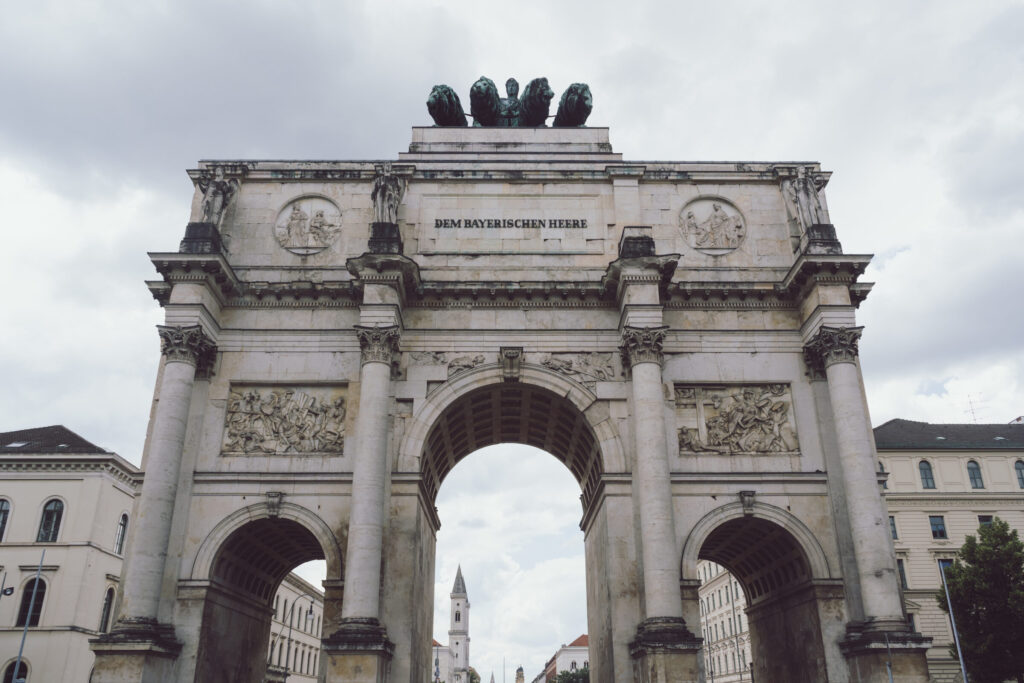 Siegestor building munich germany — Alemanha